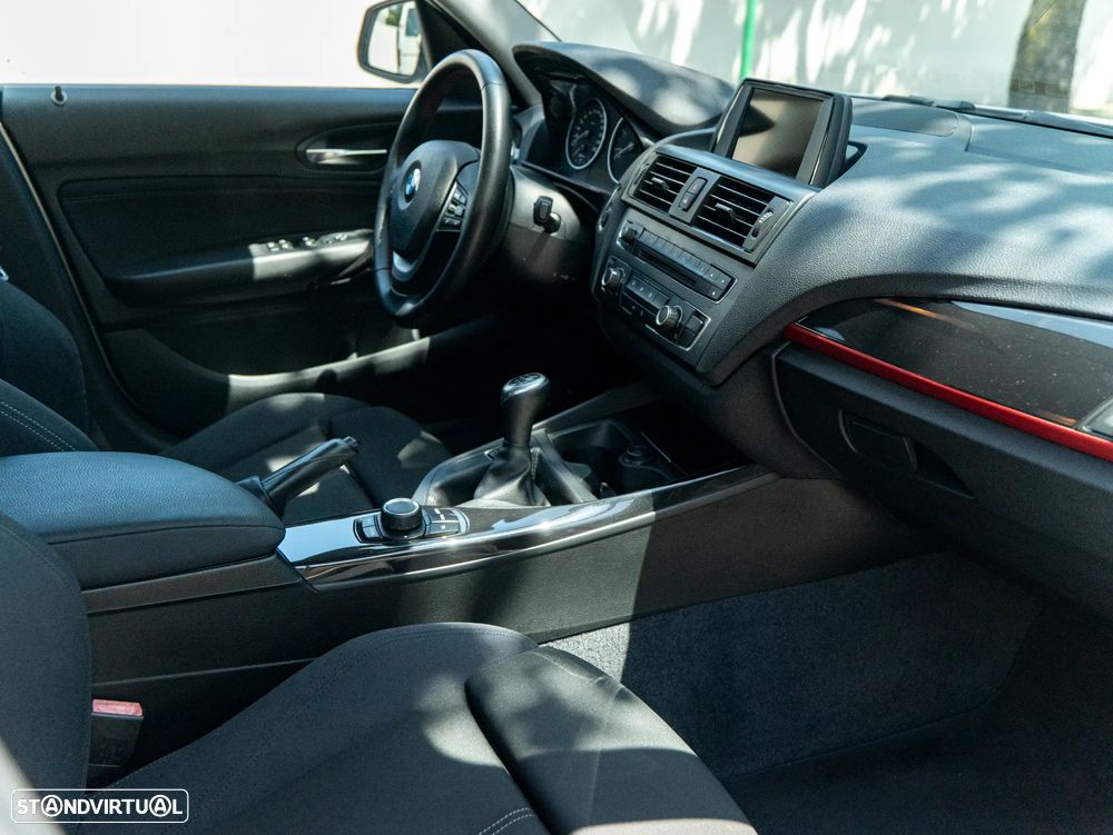 BMW 116 d EDynamics Line Sport - 17