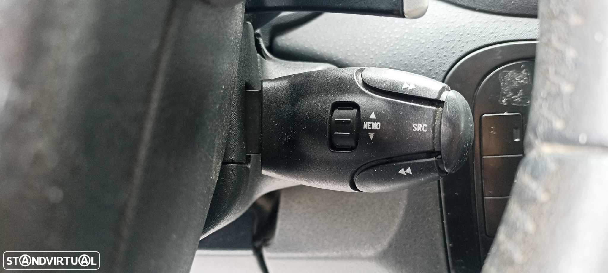 Citroën C3 1.4 HDi Exclusive Sensodrive - 19