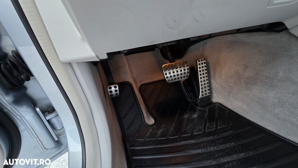 Mercedes-Benz E 220 BlueTEC Aut. - 13