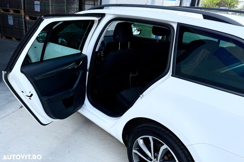 Skoda Octavia 1.6 TDI DSG Ambition - 3