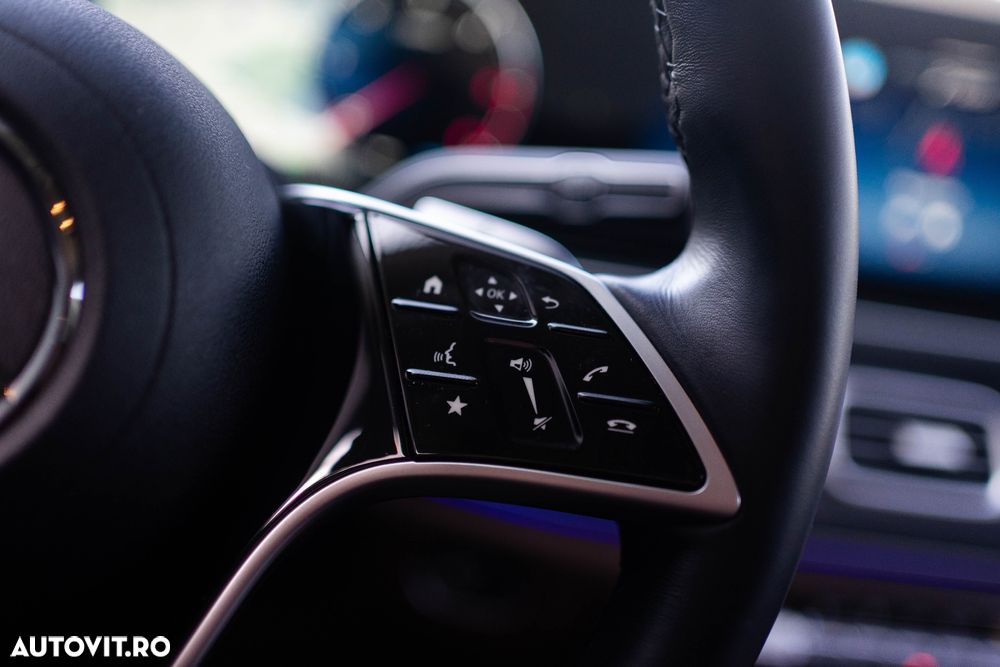 Mercedes-Benz GLE 300 d 4MATIC 9G-TRONIC AMG Line Advanced Plus - 19