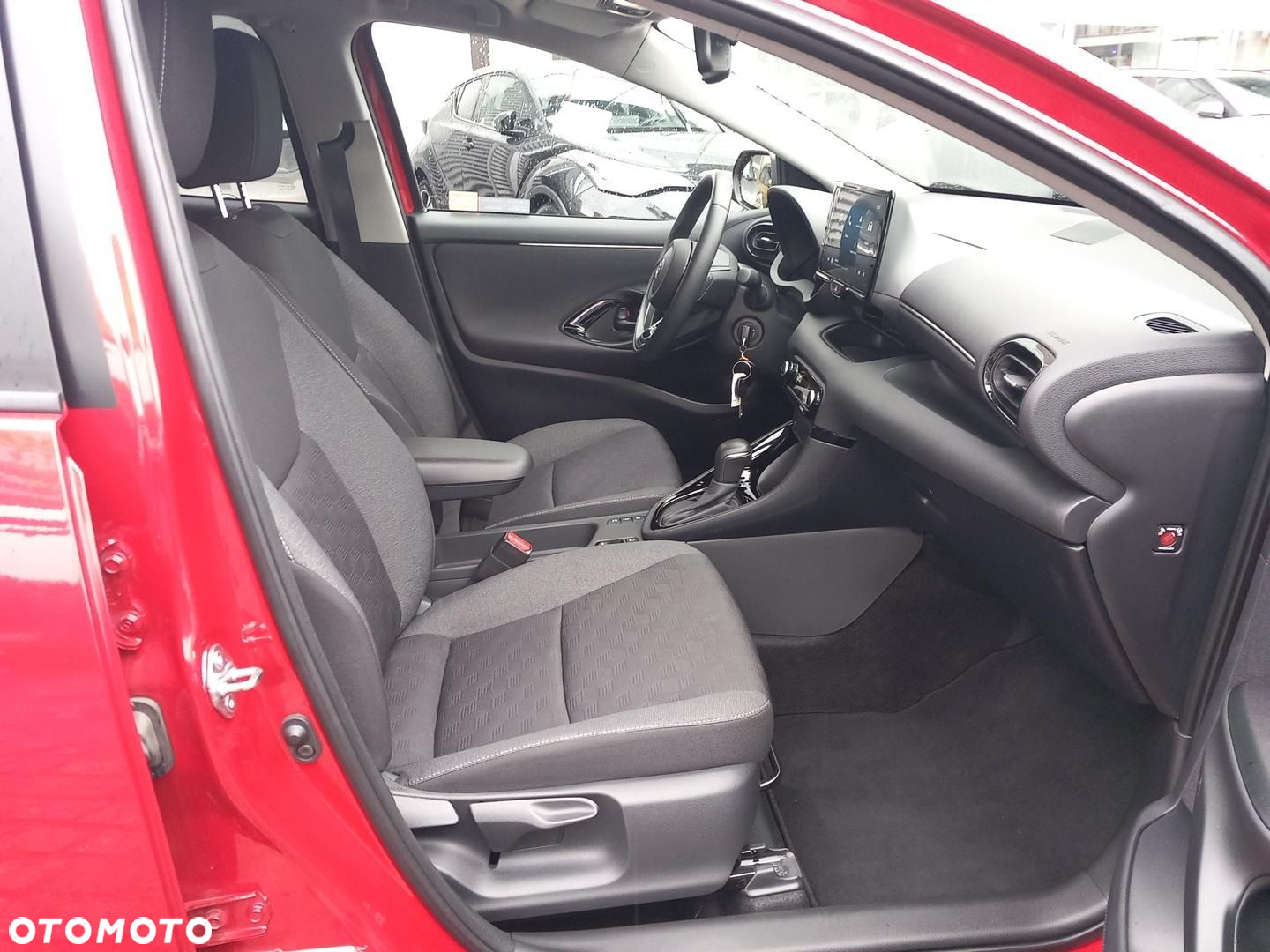 Toyota Yaris Hybrid 1.5 Style - 6