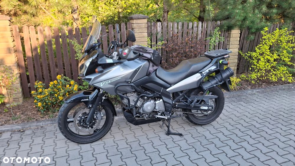 Suzuki V-STROM - 4