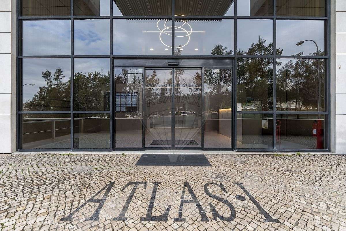 Escritório  para arrendamento - Grande imagem: 4/14