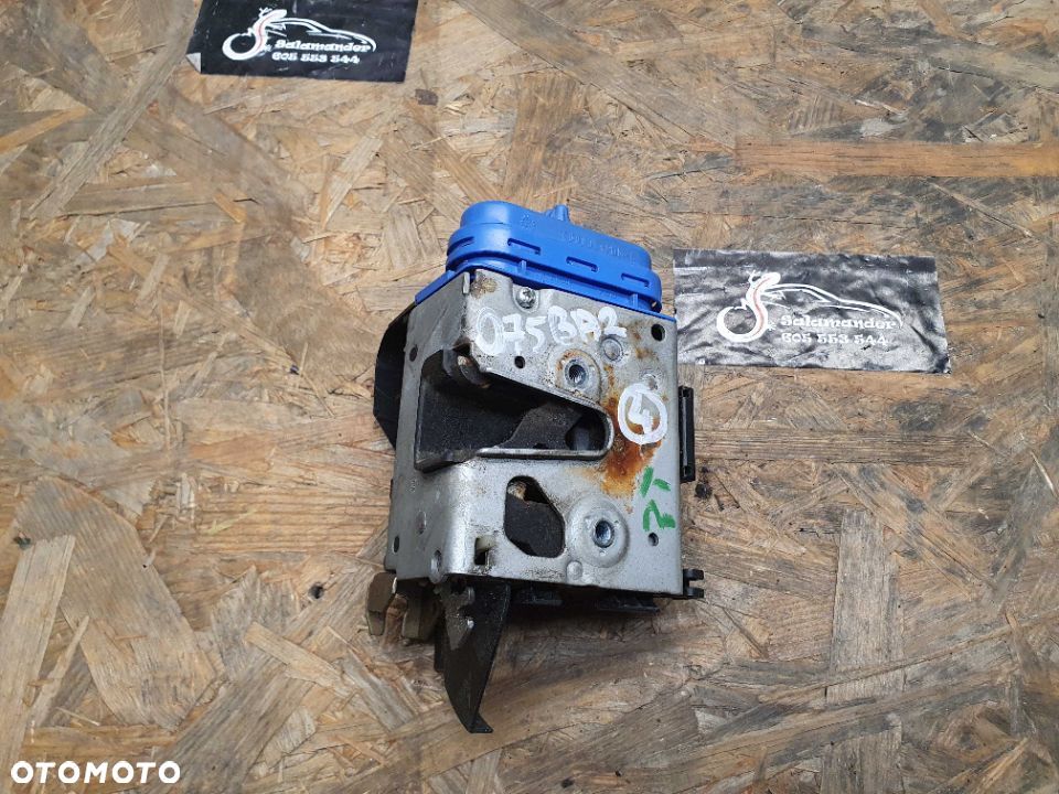 Zamek  8D0839015A 8D0839016A Drzwi Lewy Prawy Tylny Tyl Audi A4 B5 Sedan Kombi - 4