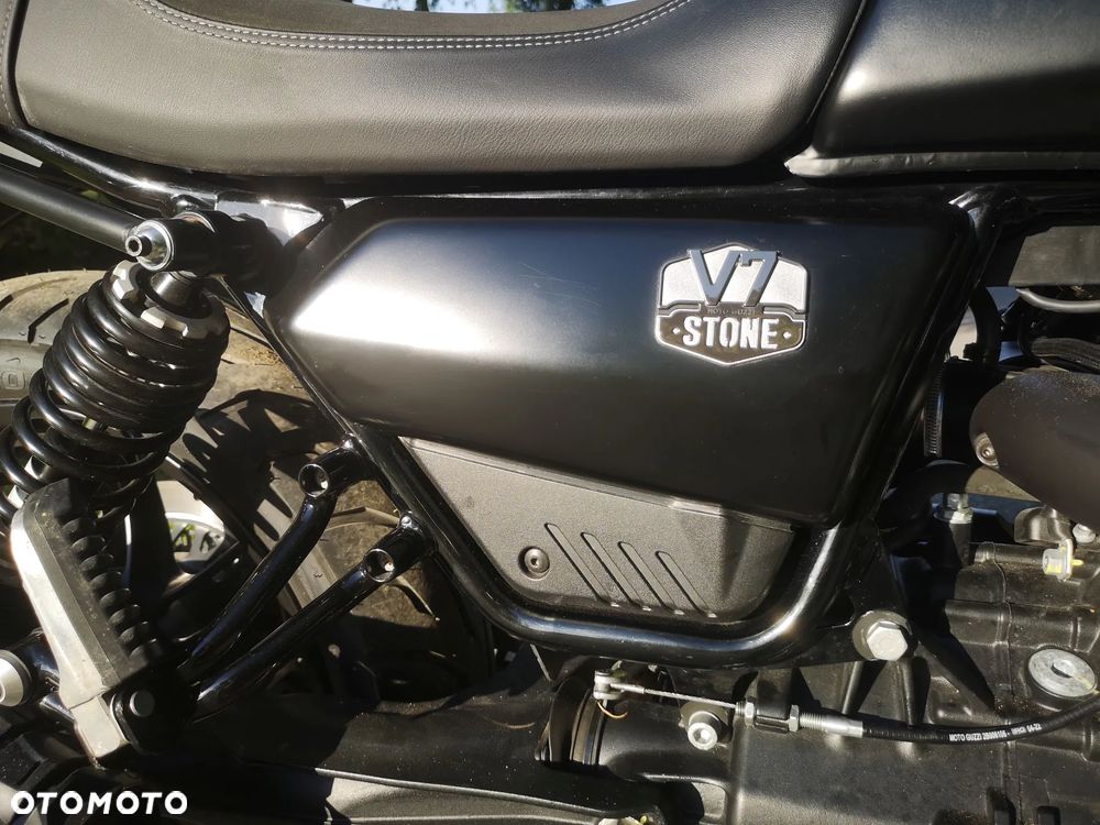 Moto Guzzi V7 - 34