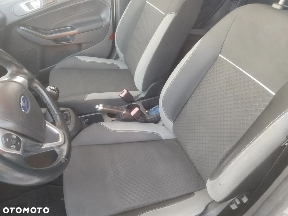 Ford Fiesta 1.25 Trend EU6 - 13