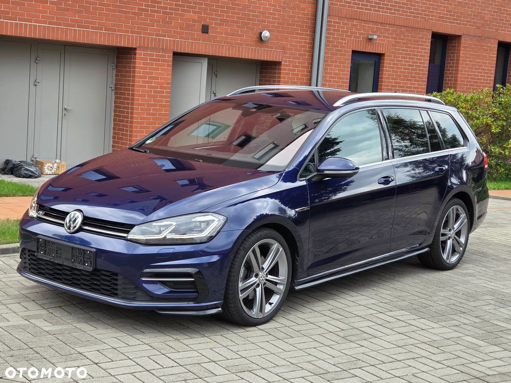 Volkswagen Golf 1.5 eTSI OPF DSG R-Line - 36
