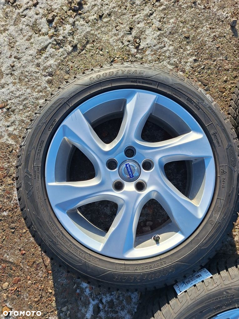 Koła zimowe Volvo V40 cross country 5x108  225 50 r17 - 6