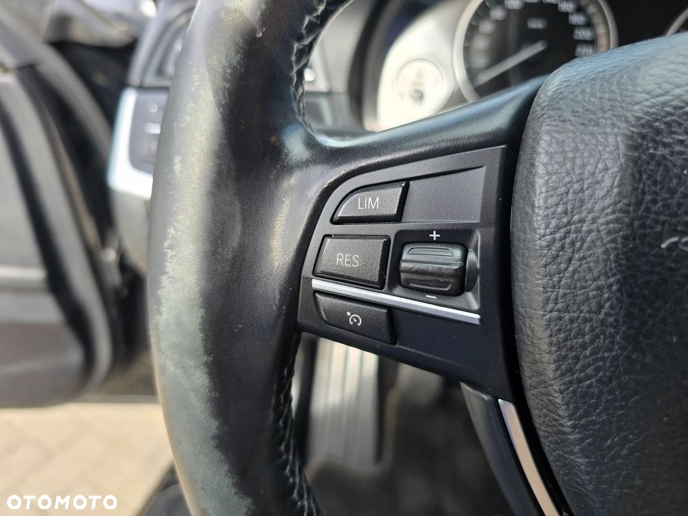 BMW Seria 5 - 27