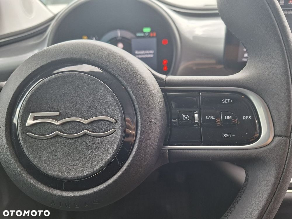 Fiat 500e - 22