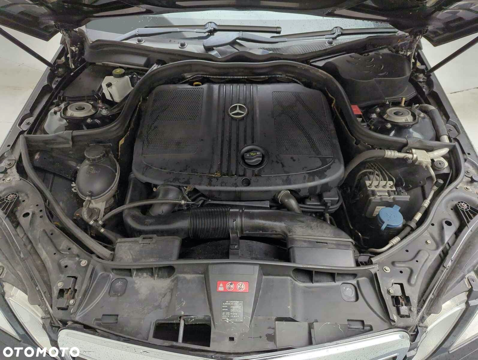 Mercedes-Benz Klasa E 220 BlueTEC BlueEFFICIENCY Edition Avantgarde - 9