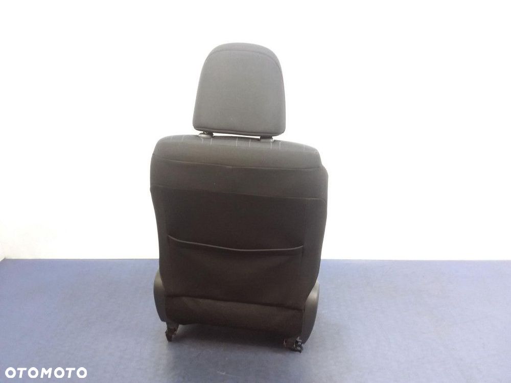 TOYOTA AURIS I LIFT FOTEL PASAŻERA PRAWY PRZÓD - 11