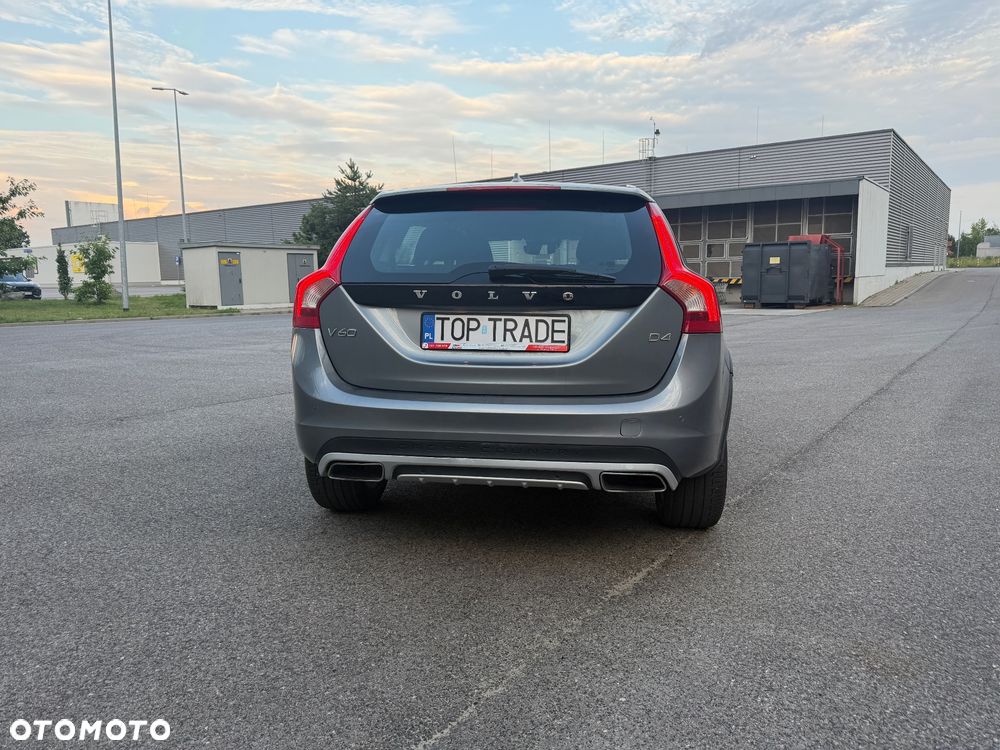 Volvo V60 D4 Geartronic Summum - 5