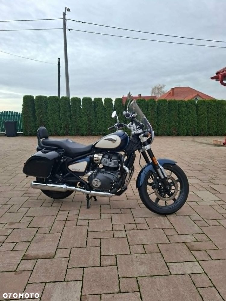 Royal Enfield Super Meteor - 19