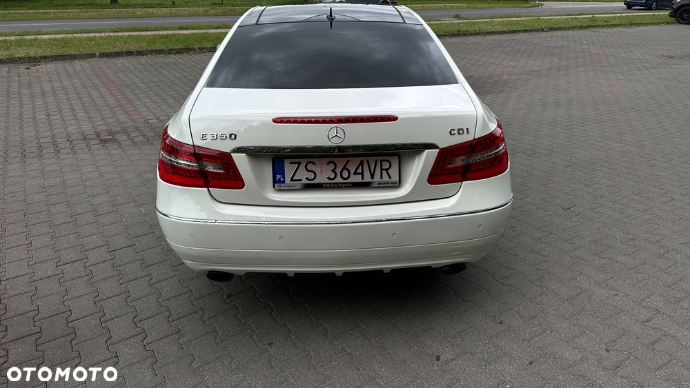 Mercedes-Benz Klasa E - 16