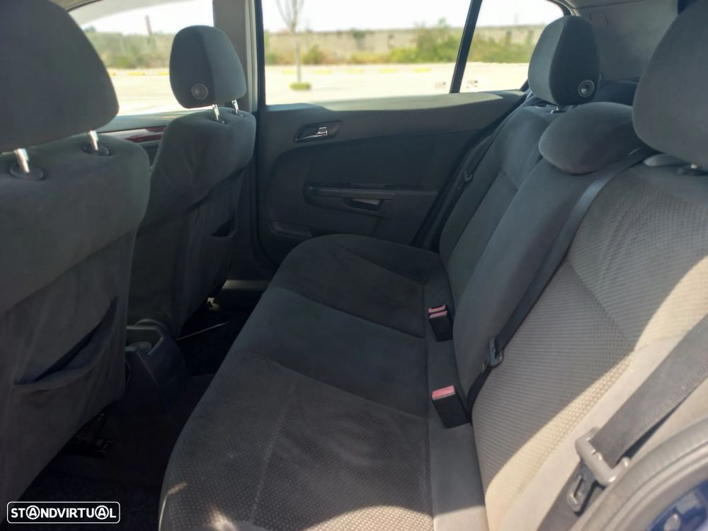 Opel Astra 1.7 CDTI Cosmo M5 - 11