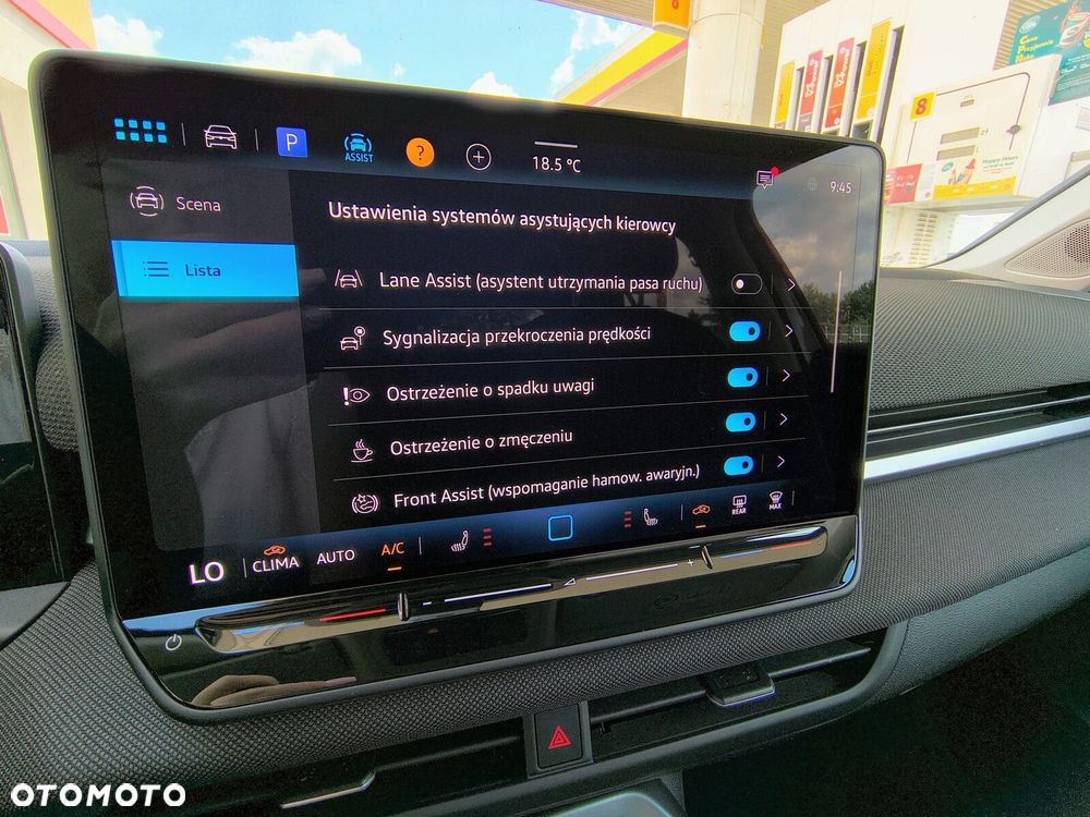 Volkswagen T-Roc 1.5 eTSI Life DSG - 26