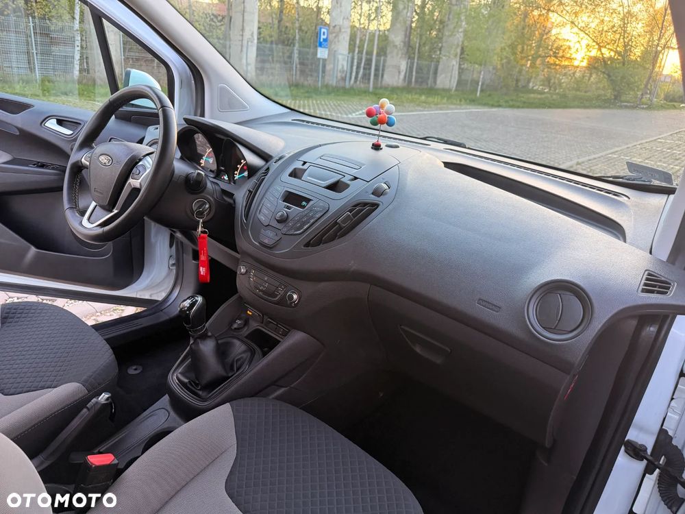 Ford Tourneo Courier 1.0 EcoBoost Trend - 11