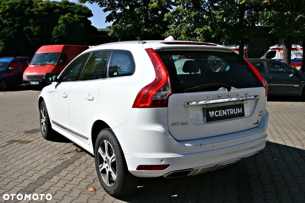 Volvo XC 60 D5 AWD Summum - 5