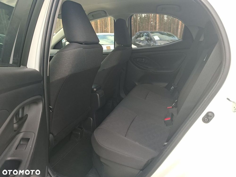 Toyota Yaris Hybrid 1.5 Style - 16