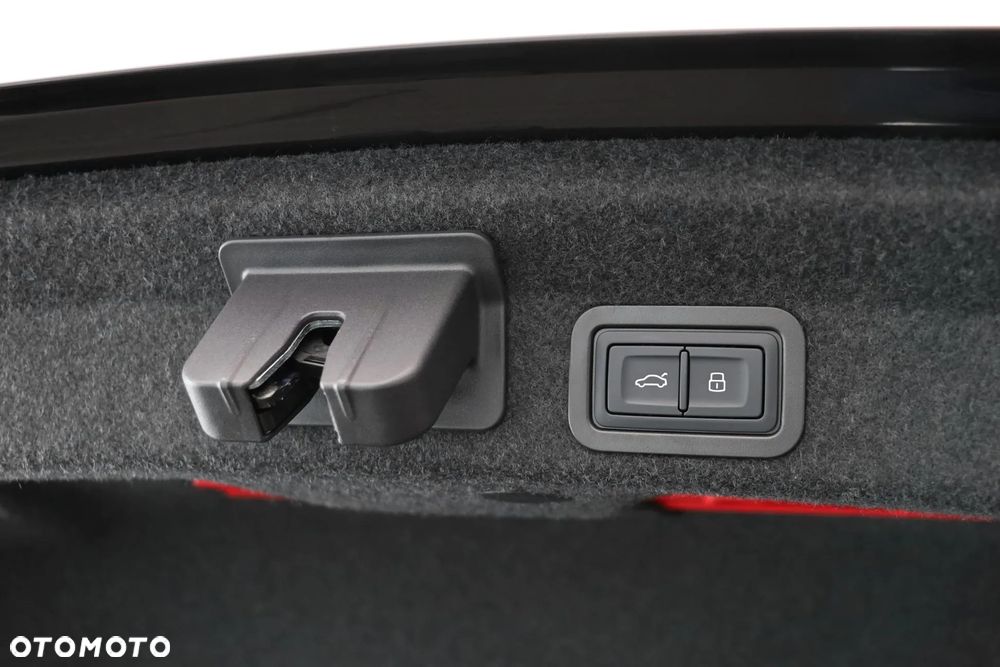 Audi A6 - 8