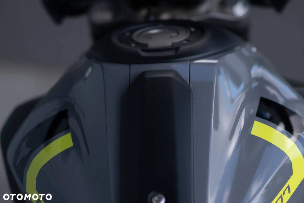 Yamaha MT - 6