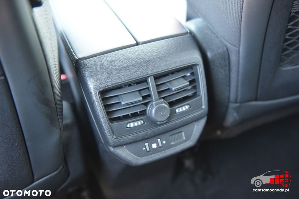 Peugeot 5008 - 29