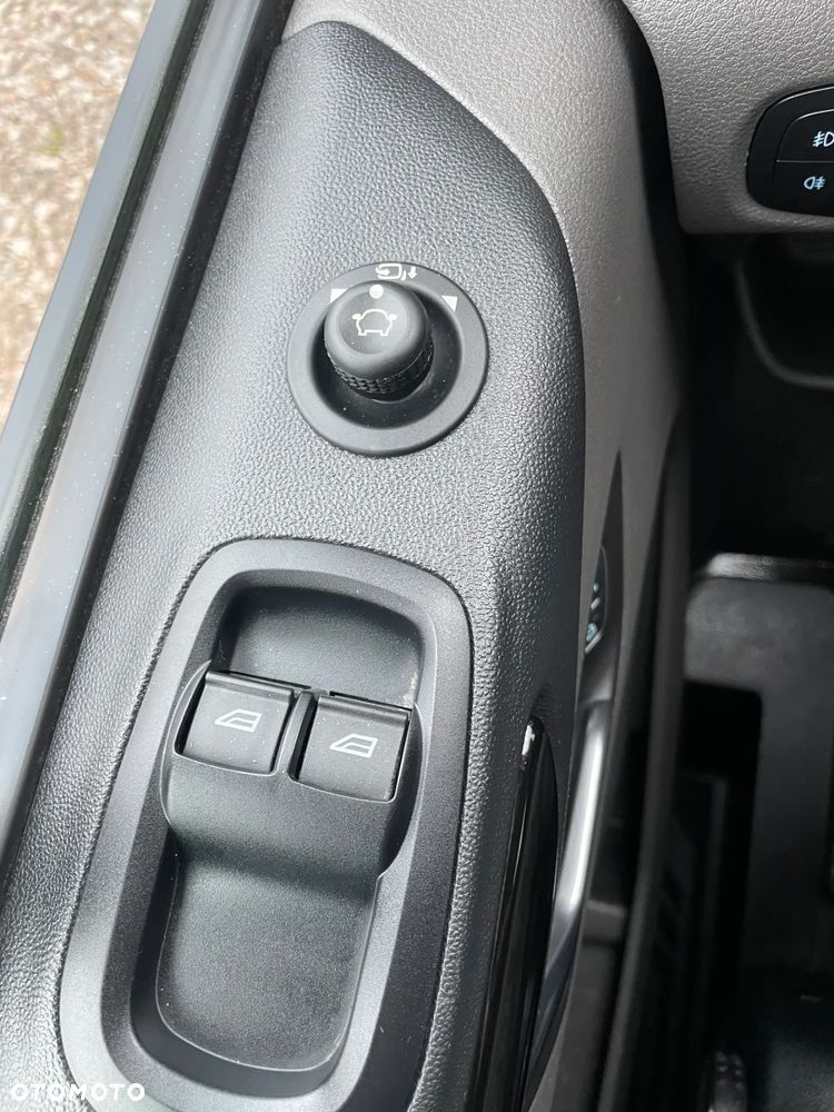 Ford Transit Custom - 14