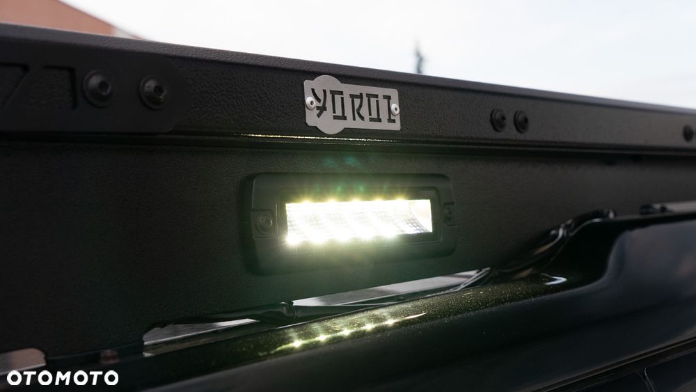 Land Rover Discovery - 24