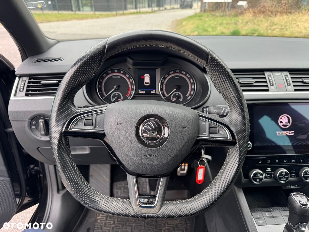 Skoda Octavia 2.0 TDI RS DSG - 22