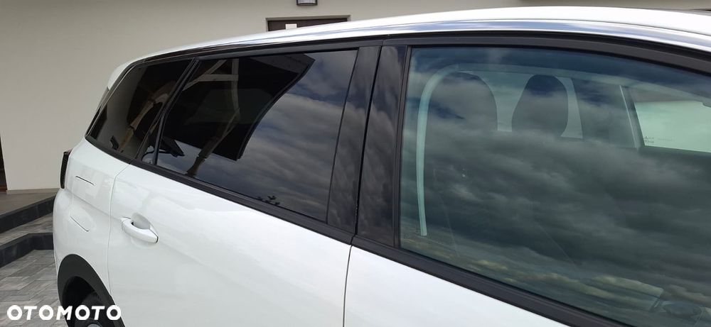 Peugeot 5008 - 14