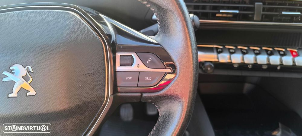 Peugeot 5008 1.2 PureTech Active - 17