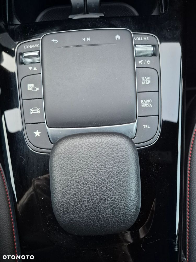 Mercedes-Benz Klasa A 200 d 4Matic 8G-DCT AMG Line - 13