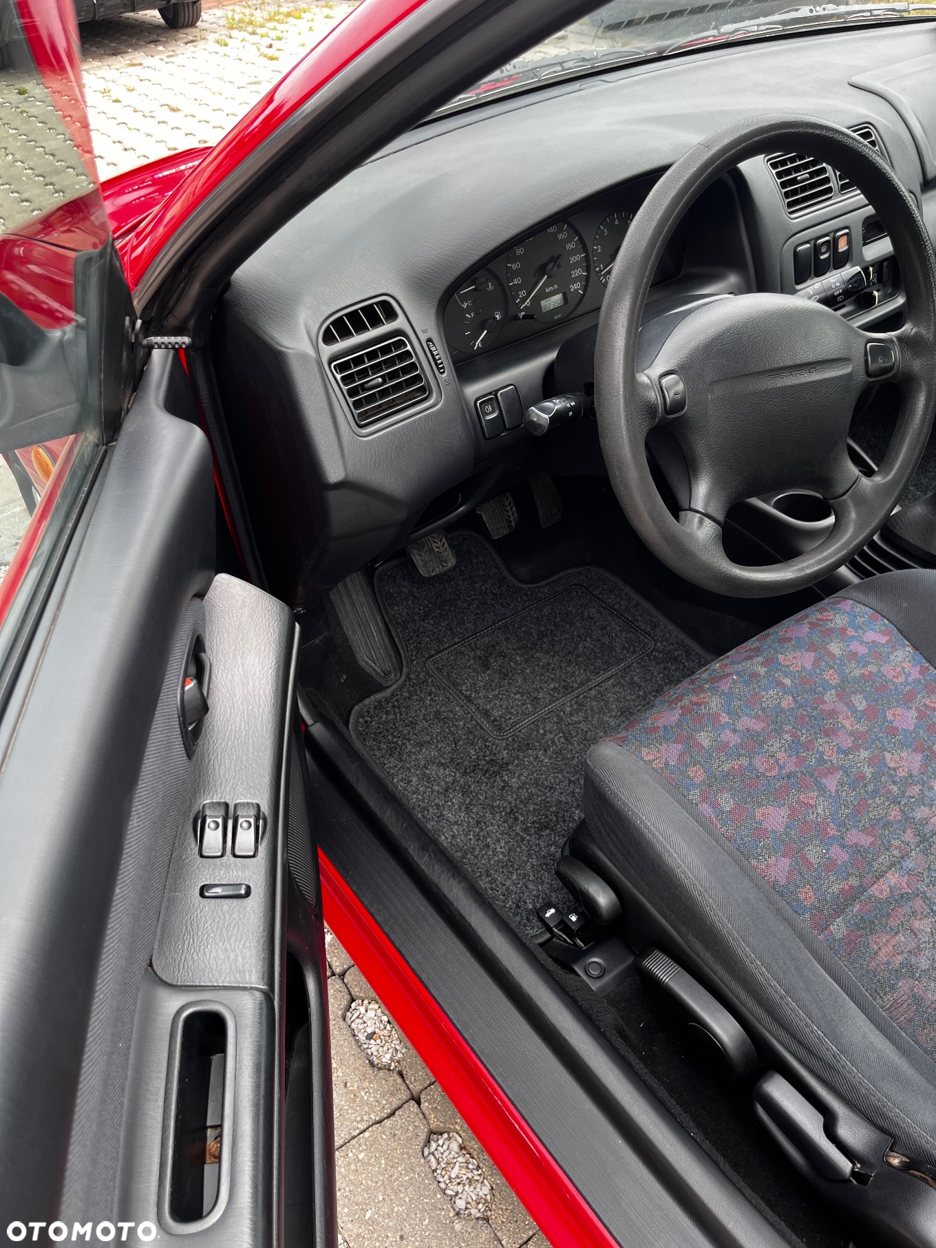 Mazda 323F 1.5 Exclusive - 11