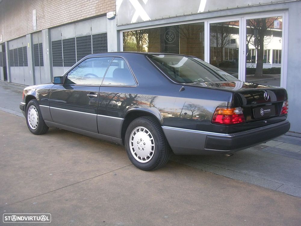 Mercedes-Benz W124 (1984-1997) 200 CE - 7