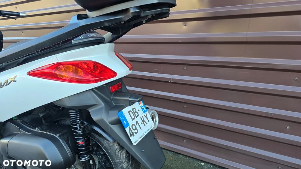 Yamaha X-max - 17