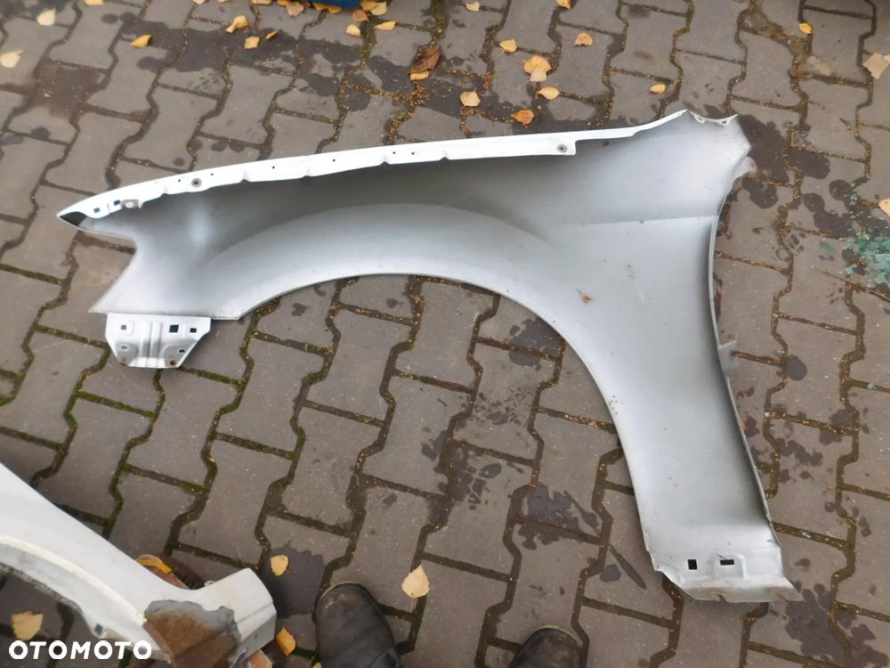 błotnik prawy przód CHRYSLER 300S LANCIA THEMA - 12