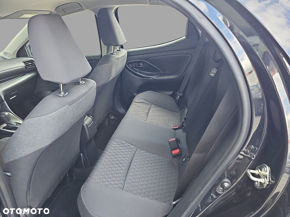 Mazda 2 - 13