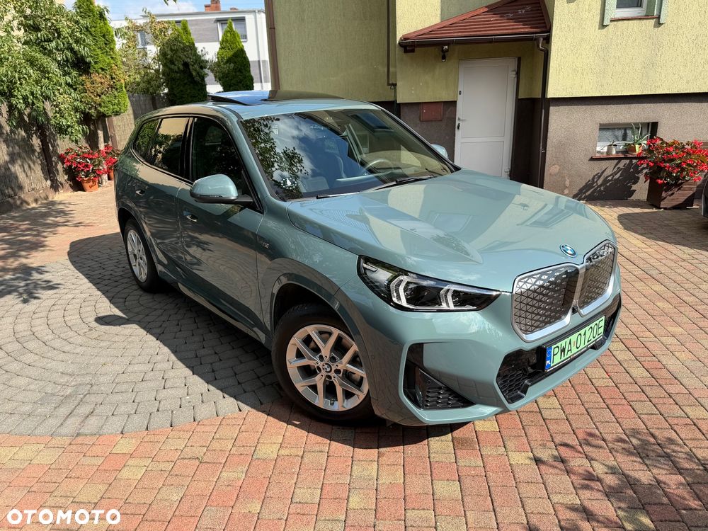 BMW iX1 eDrive20 66.5kWh M Sport Edition - 6