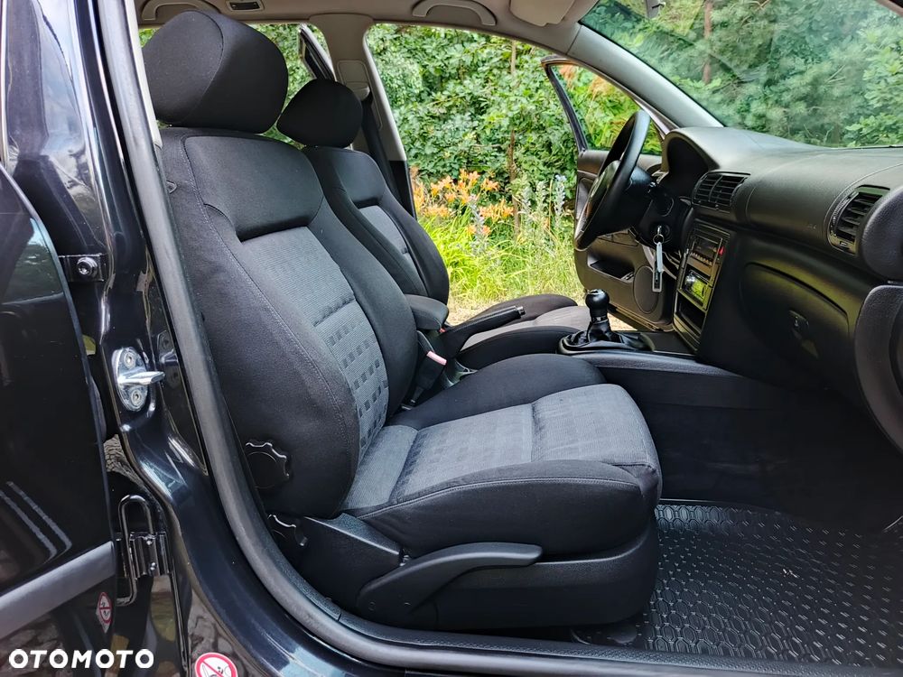 Volkswagen Passat Variant 1.9 TDI Comfortline Family - 18