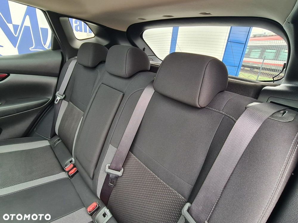 Nissan Qashqai 1.3 DIG-T Tekna - 22