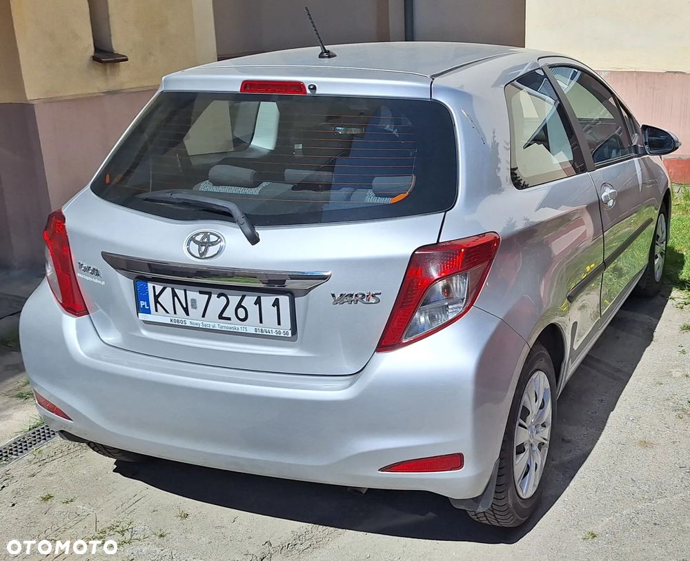 Toyota Yaris 1.33 Luna - 3