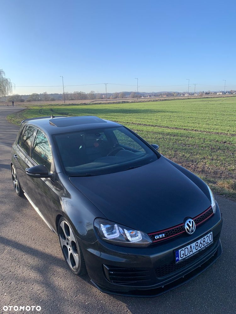 Volkswagen Golf 2.0 TSI GTI DSG - 1