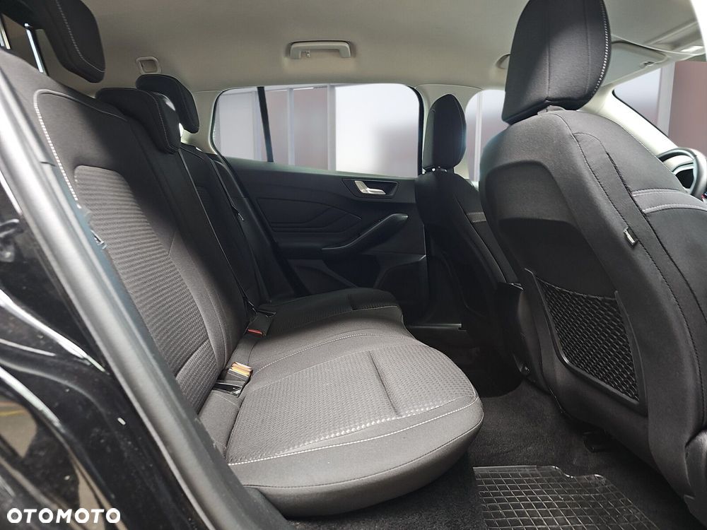 Ford Focus 1.5 EcoBlue SCR Connected - 16