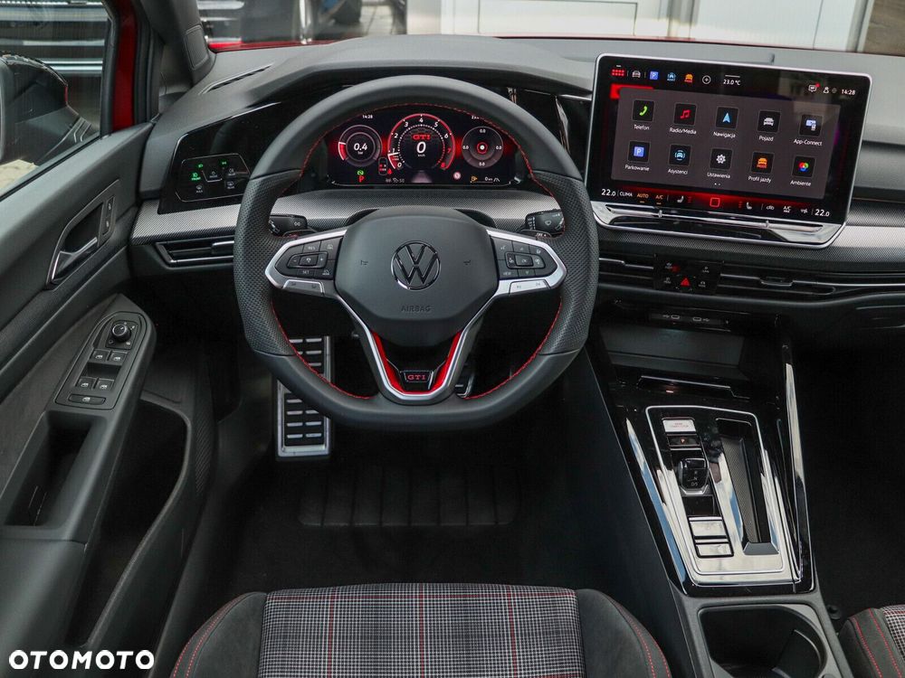 Volkswagen Golf - 14