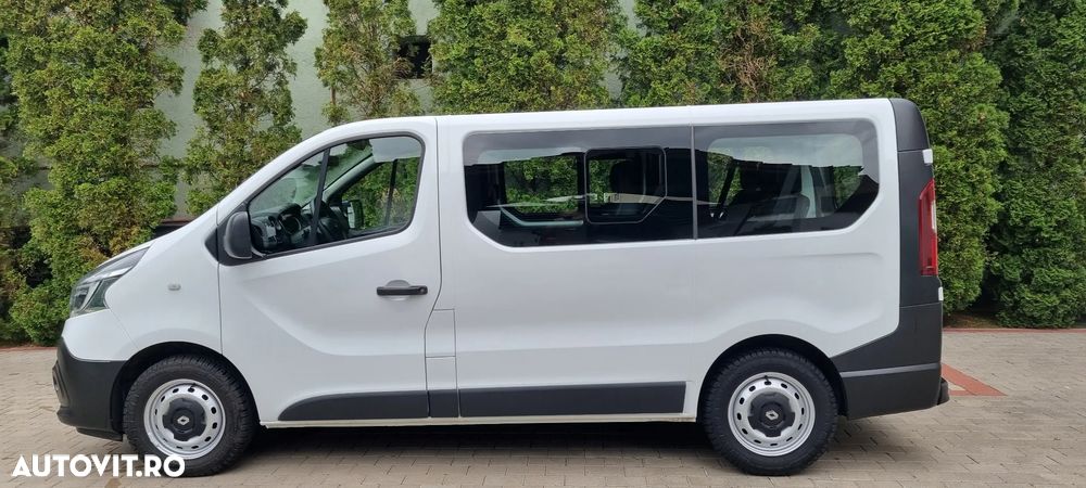 Renault Trafic - 12