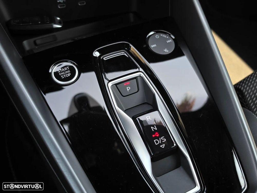Audi A3 Sportback TFSIe 150 kW S tronic S line - 25