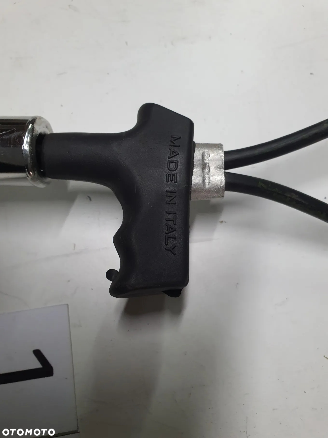 Trzymacz wiatrołap mocowanie drzwi chłodni Krone naczepy nierdzewka 550 mm - 2