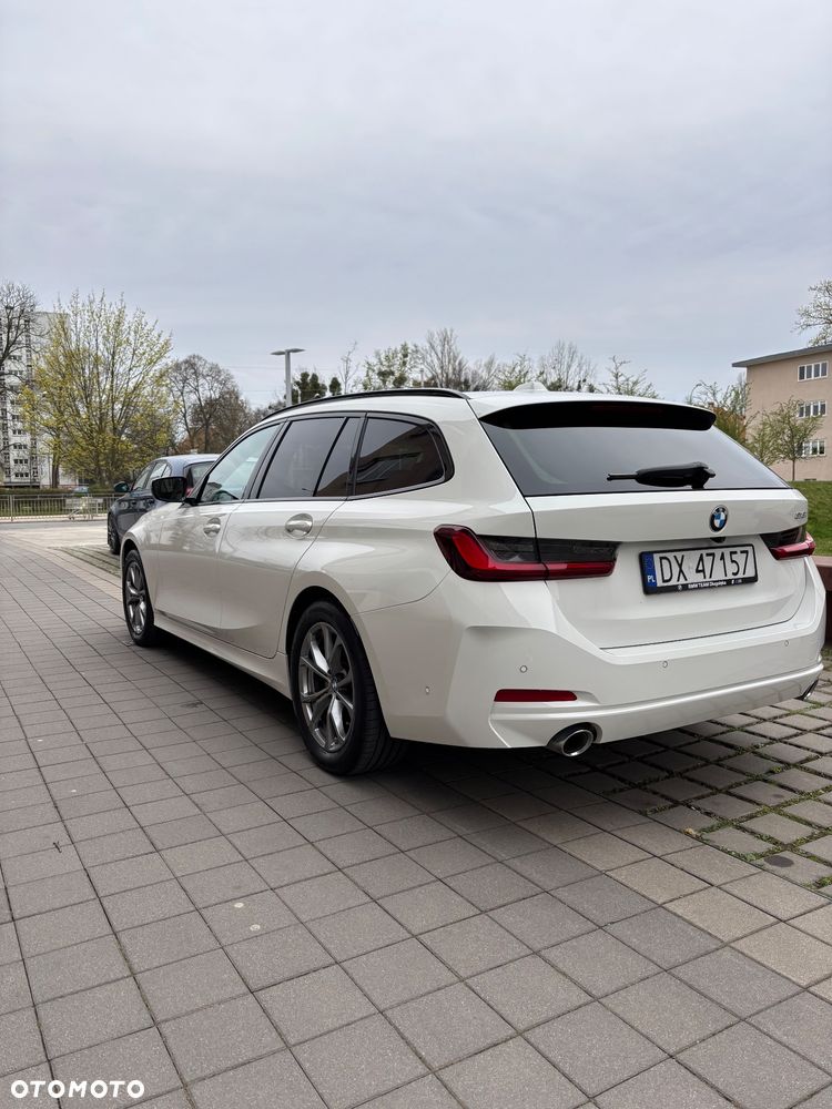 BMW Seria 3 318i - 3